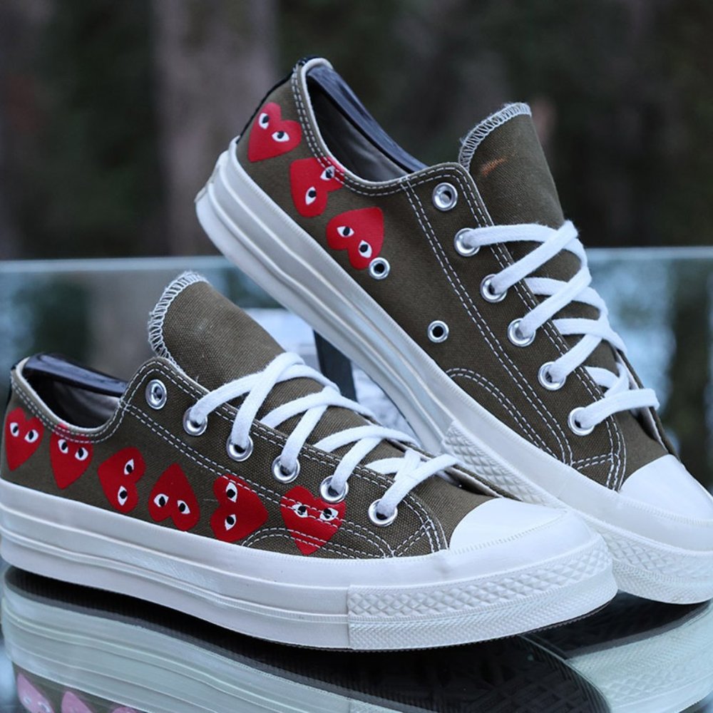 Converse Chuck 70 Low Top x Comme Des Garcons Play Multi Heart Size 7